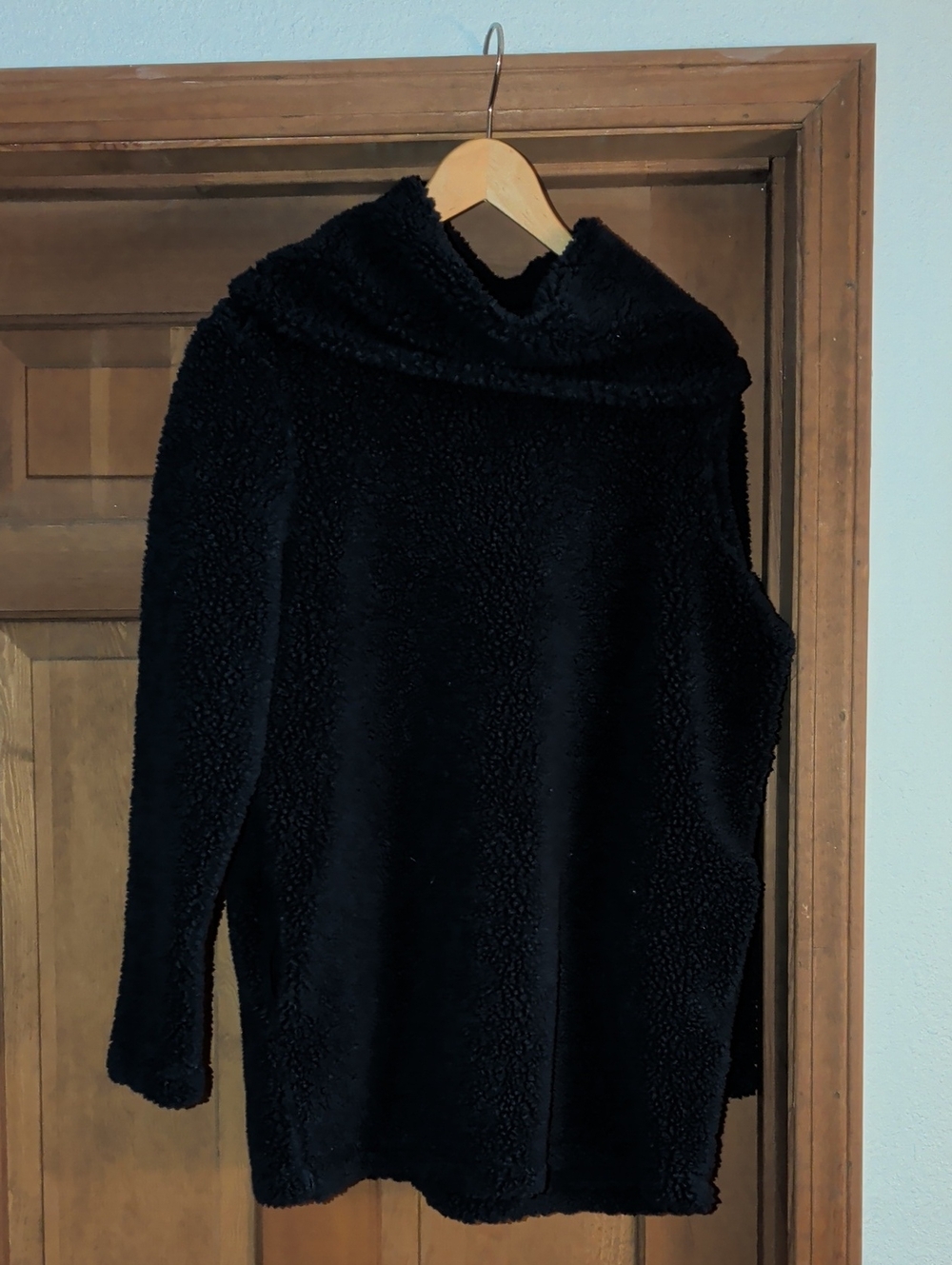 Signature LL Bean Navy Blue Sherpa Cowl Neck Pullover Women's Size M